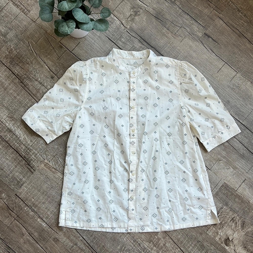 Loft button down short sleeve blouse size medium NWOT